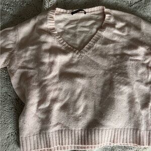 Brandy Melville Ballet Pink Cropped V-Neck Sweater